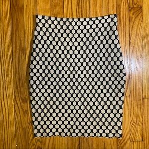 Black and Cream Honeycomb Patterned Pencil Skirt
